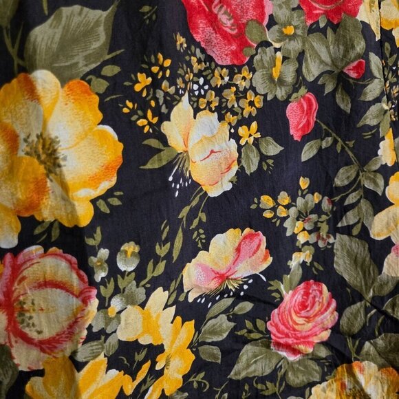 Royal Silk Vintage Made In India Black Floral Short Sleeve Blouse Size M - Picture 3 of 4
